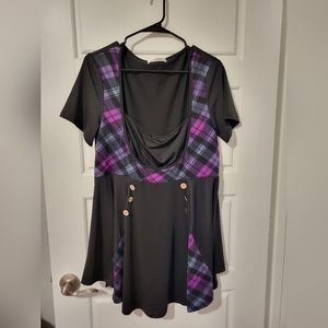 Cute plaid flowy top
